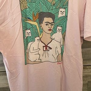 Rip n Dip short sleeve T-shirt size XL